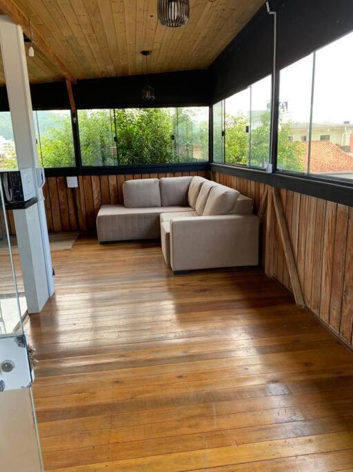 Suite Com Hidro No Centro Balneario Camboriu Exterior photo