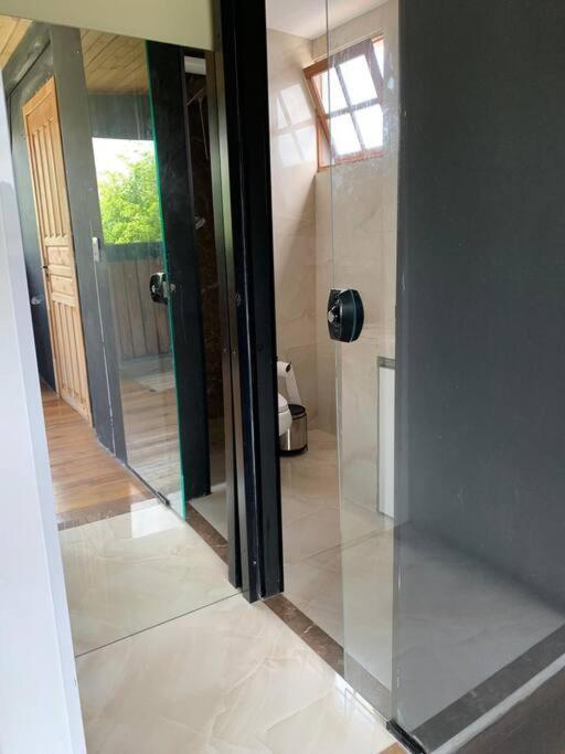 Suite Com Hidro No Centro Balneario Camboriu Exterior photo